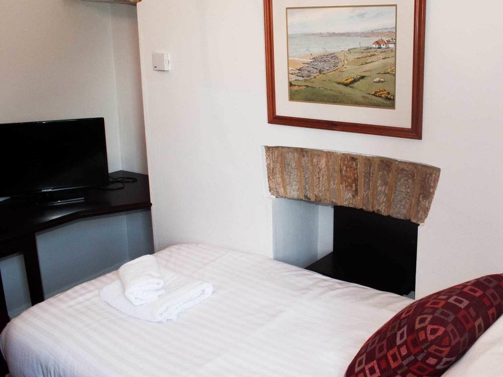 Bryngarw House Otel Bridgend  Oda fotoğraf